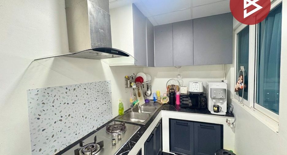 For sale 4 ベッドルーム townhouse in Bang Bua Thong, Nonthaburi