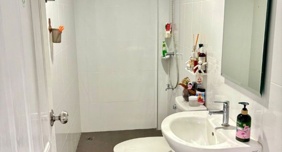 For sale 4 ベッドルーム townhouse in Bang Bua Thong, Nonthaburi