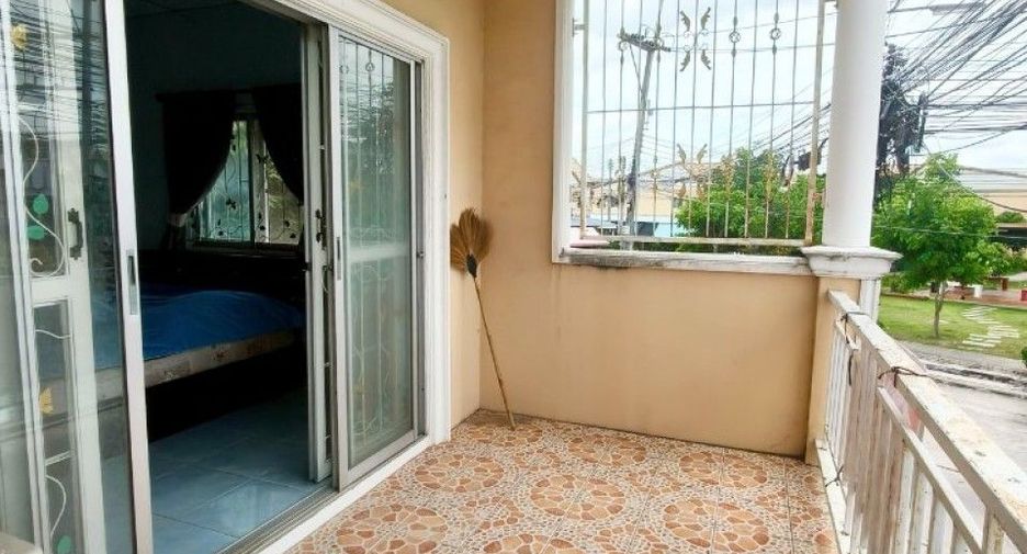 For sale 2 ベッドルーム townhouse in Mueang Chon Buri, Chonburi