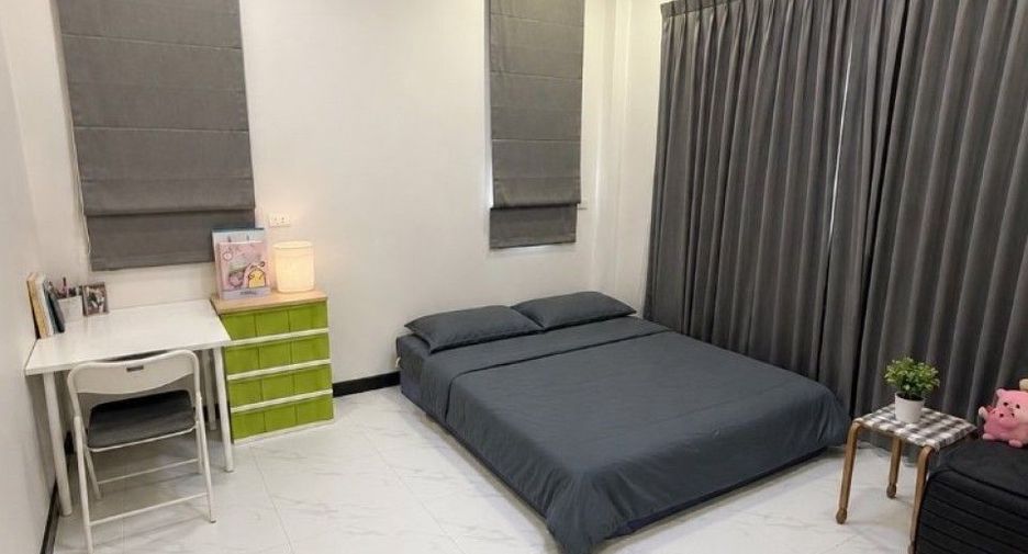 For sale 4 bedrooms house in Photharam, Ratchaburi