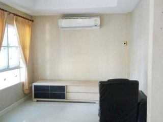 Haus zum Kauf mit 4 Zimmer in Bang Kruai, Nonthaburi