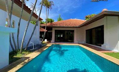 For rent 3 bedrooms villa in Huay Yai, Pattaya