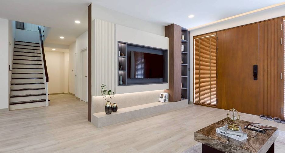 For sale 4 bedrooms house in Mueang Chiang Mai, Chiang Mai