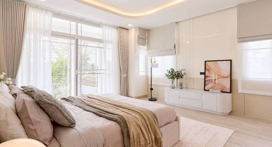 For sale 4 bedrooms house in Mueang Chiang Mai, Chiang Mai
