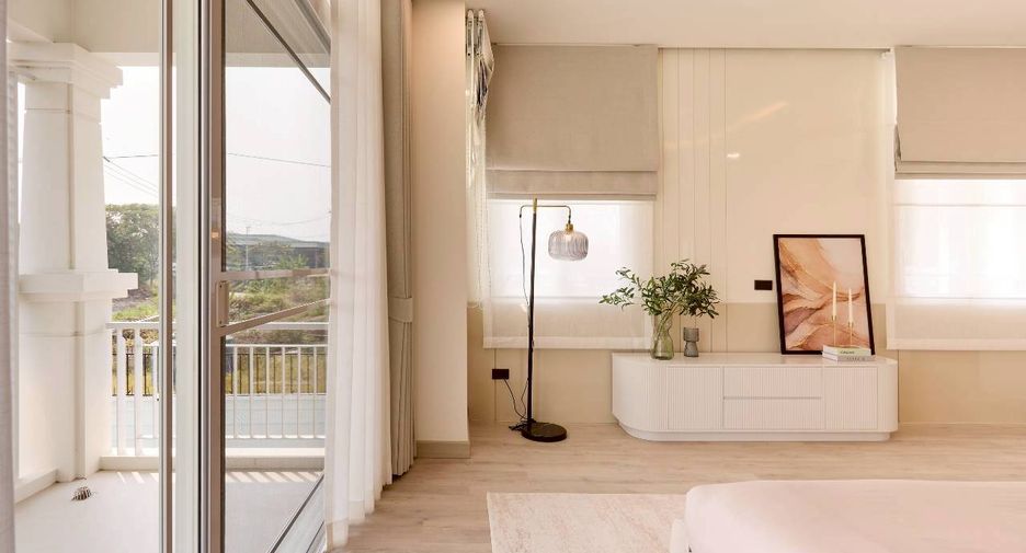For sale 4 bedrooms house in Mueang Chiang Mai, Chiang Mai