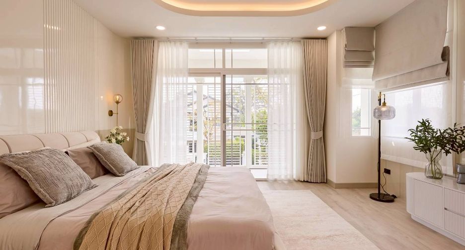 For sale 4 bedrooms house in Mueang Chiang Mai, Chiang Mai