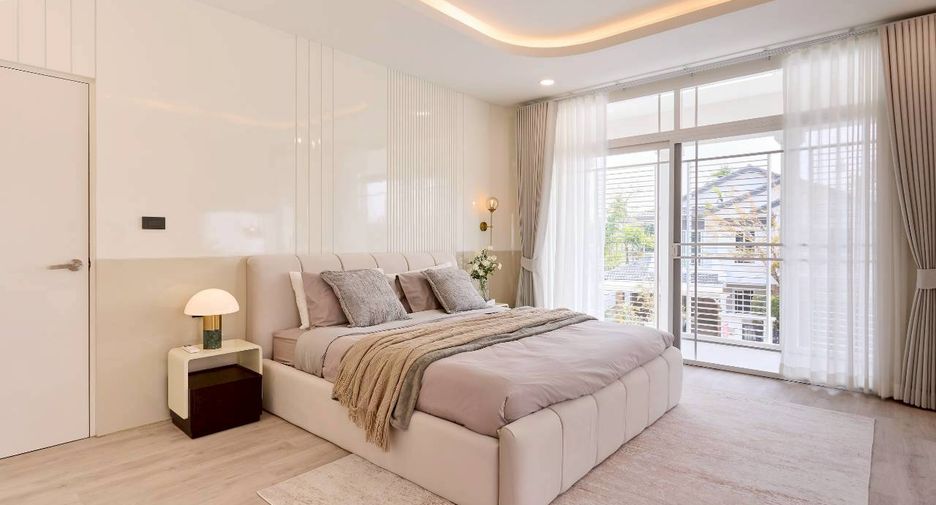 For sale 4 bedrooms house in Mueang Chiang Mai, Chiang Mai