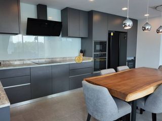 For sale 3 bedrooms condo in Bang Lamung, Chonburi