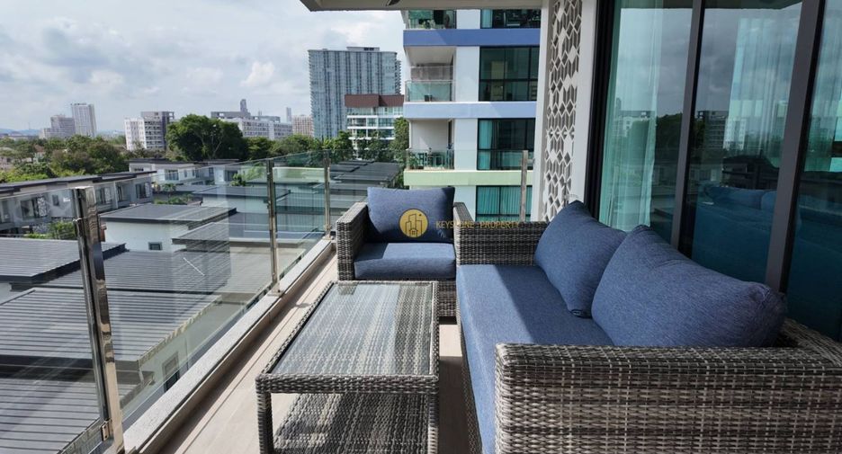 For sale 3 bedrooms condo in Jomtien, Pattaya