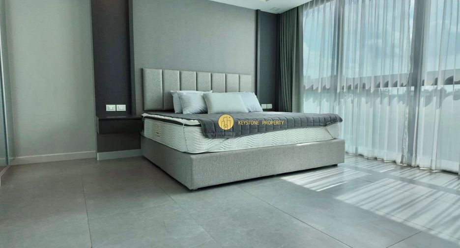 For sale 3 bedrooms condo in Jomtien, Pattaya