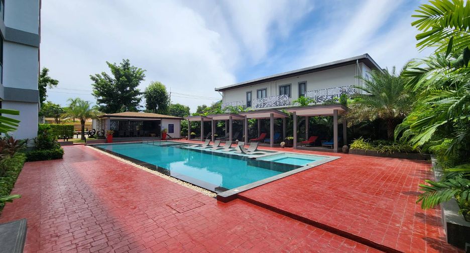 For sale 3 bedrooms condo in Jomtien, Pattaya