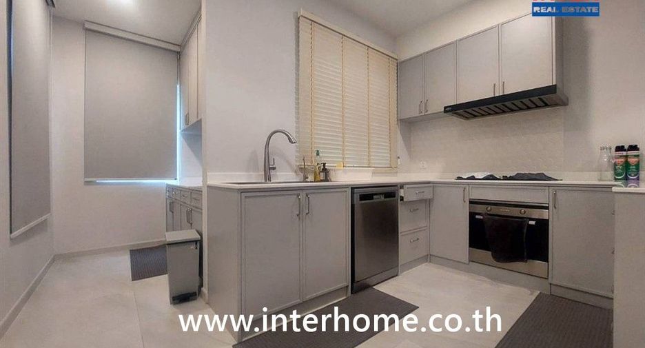 Haus zum Kauf mit 4 Zimmer in Bang Phli, Samut Prakan