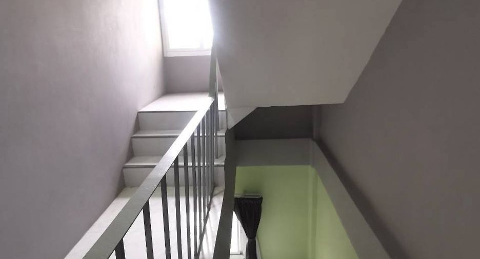 Local comercial en venta de 6 habitaciones en Bang Khae, Bangkok