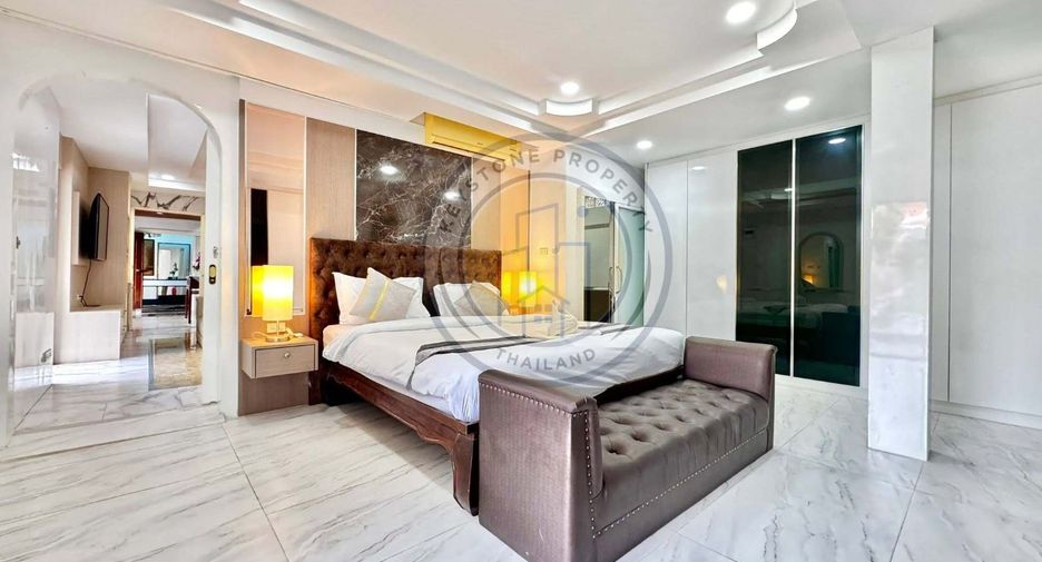 Villa zur Miete und zum Kauf mit 5 Zimmer in Bang Lamung, Chonburi
