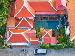 Villa zur Miete und zum Kauf mit 5 Zimmer in Bang Lamung, Chonburi