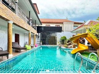 Villa zur Miete und zum Kauf mit 5 Zimmer in Bang Lamung, Chonburi