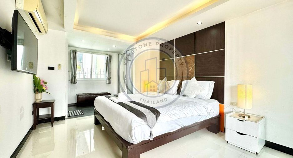 Villa zur Miete und zum Kauf mit 5 Zimmer in Bang Lamung, Chonburi