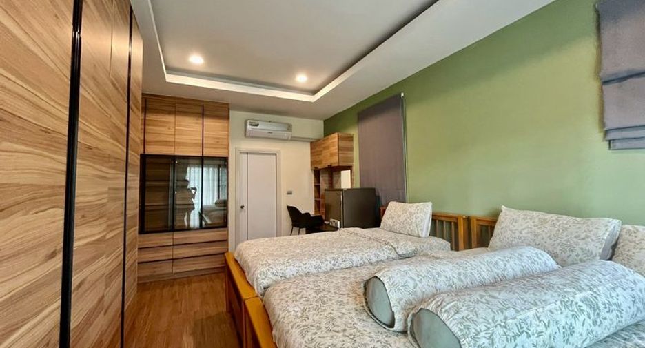 À vendre 3 chambres maison à Si Racha, Chonburi