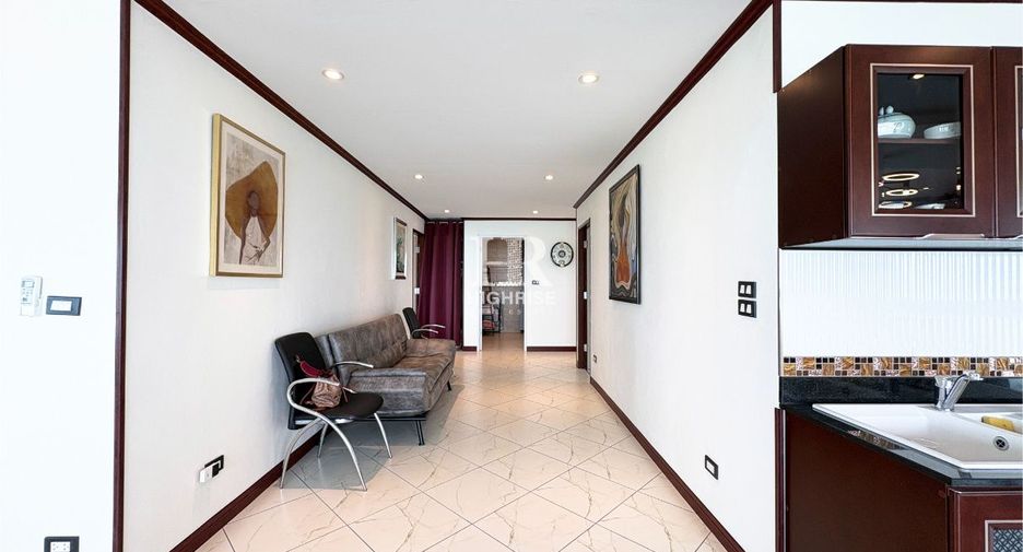 À vendre 2 chambres condo à Na Jomtien, Pattaya