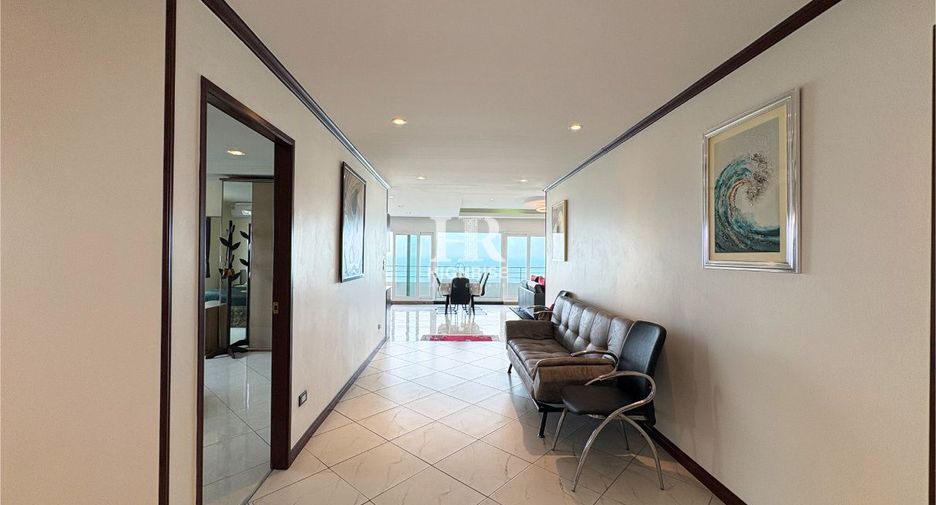 À vendre 2 chambres condo à Na Jomtien, Pattaya