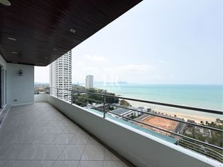 For sale 2 bedrooms condo in Na Jomtien, Pattaya