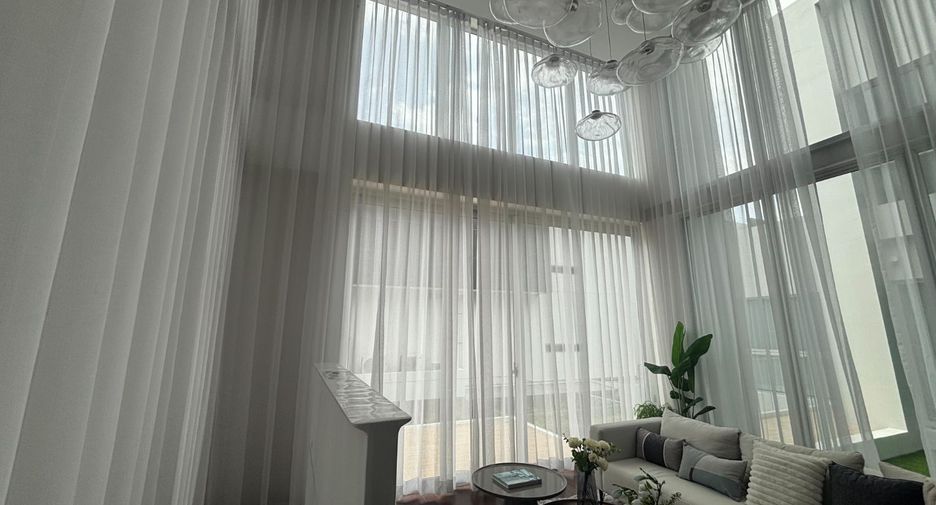 Haus zum Kauf mit 4 Zimmer in Taling Chan, Bangkok