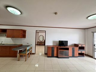 Casa en venta de 1 habitaciones en Si Racha, Chonburi