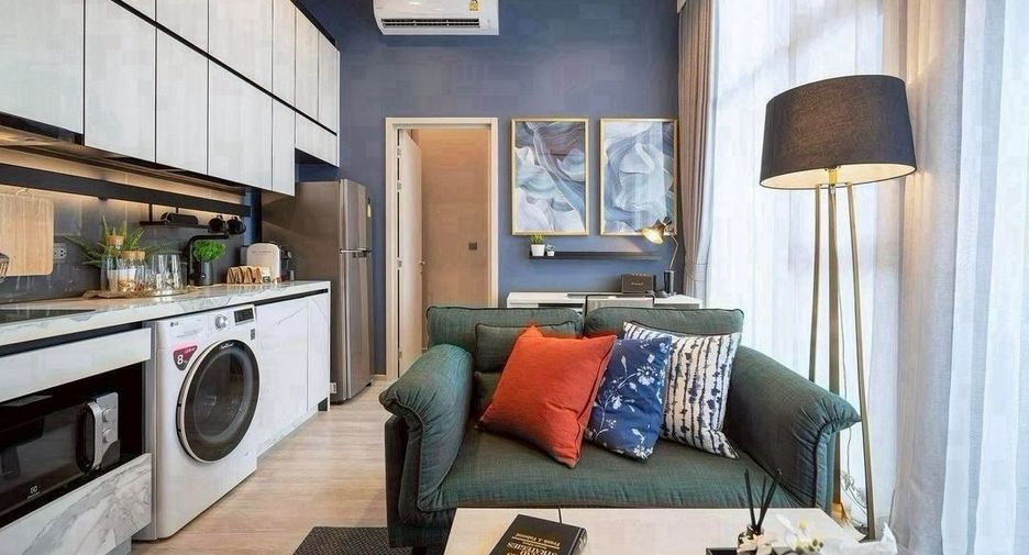 Condo en alquiler de 1 habitaciones en Phra Khanong, Bangkok