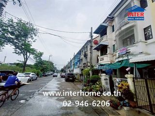 Casa adosada en venta de 4 habitaciones en Khan Na Yao, Bangkok