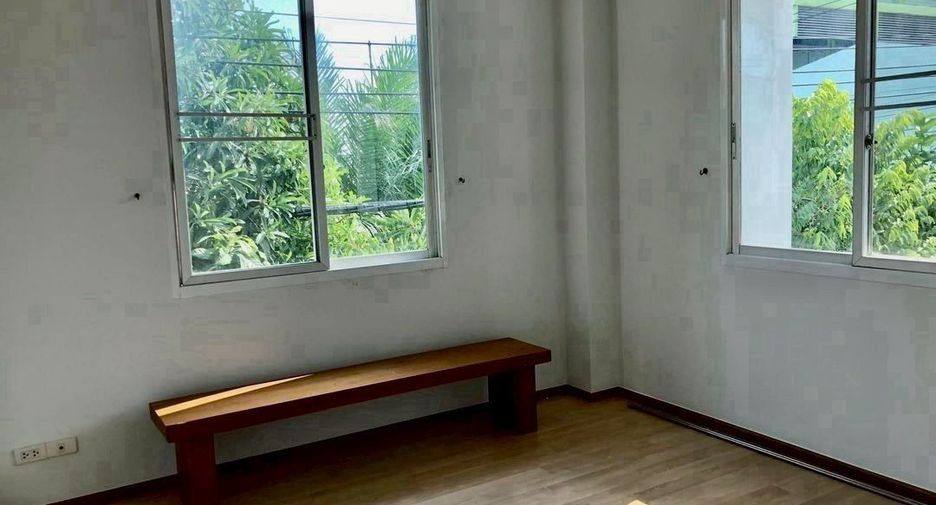 For rent 4 ベッドルーム house in Chom Thong, Bangkok