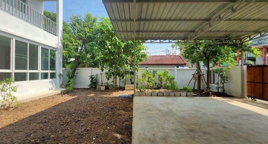 For rent 4 ベッドルーム house in Chom Thong, Bangkok