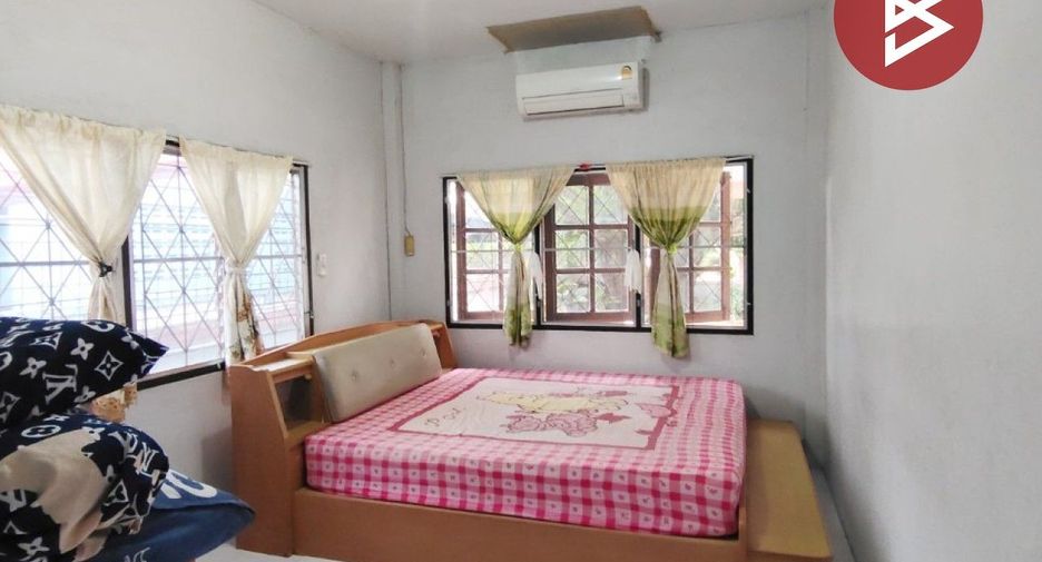 For sale 3 bedrooms house in Ban Bueng, Chonburi