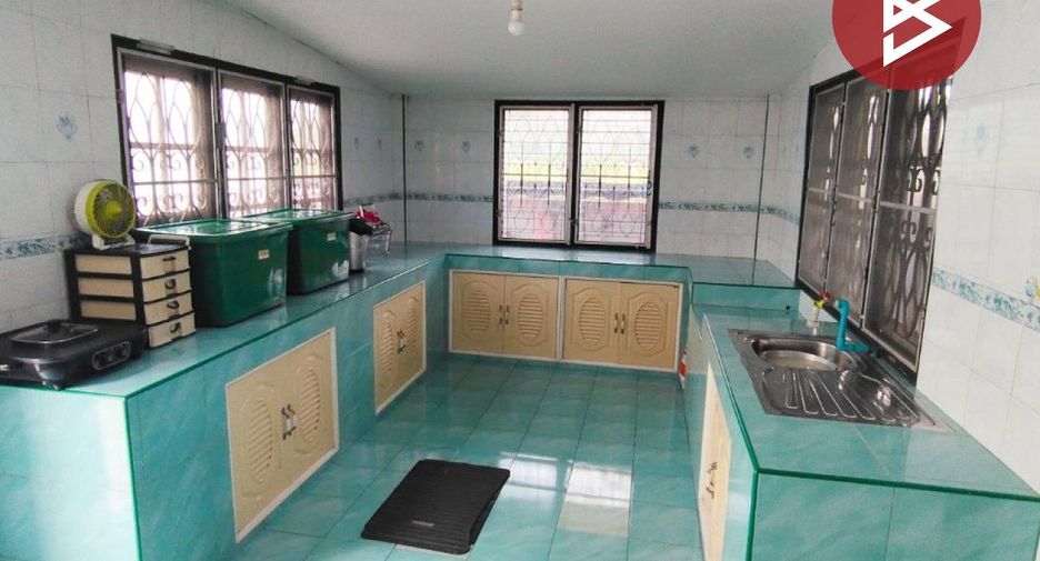 For sale 3 bedrooms house in Ban Bueng, Chonburi