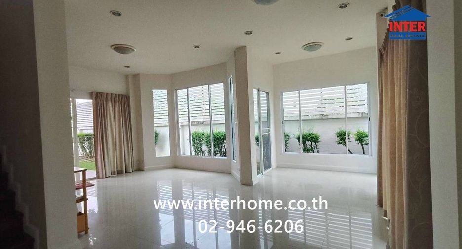 For sale 3 bedrooms house in Mueang Pathum Thani, Pathum Thani