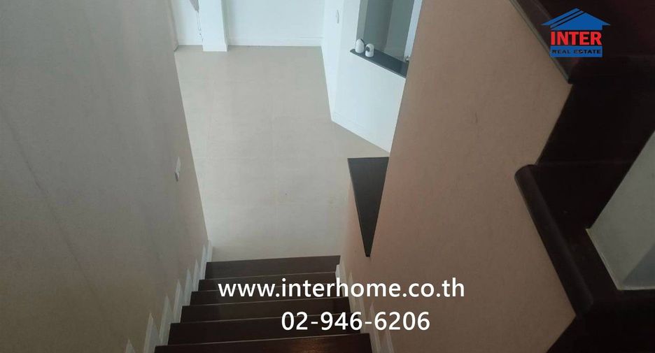 For sale 3 bedrooms house in Mueang Pathum Thani, Pathum Thani