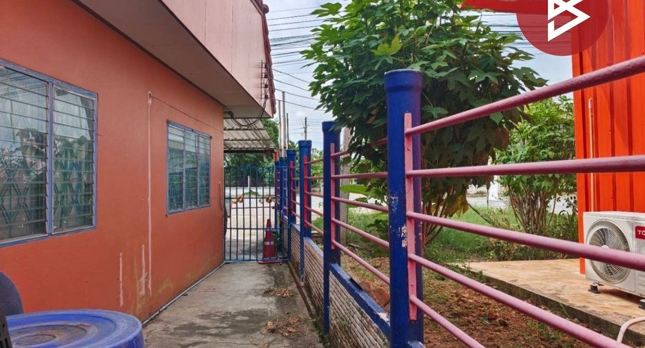 For sale 1 Beds townhouse in Ban Pho, Chachoengsao