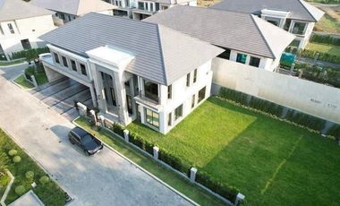 Casa en venta de 5 habitaciones en Khan Na Yao, Bangkok