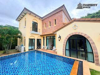 À louer 3 chambres villa à Huay Yai, Pattaya