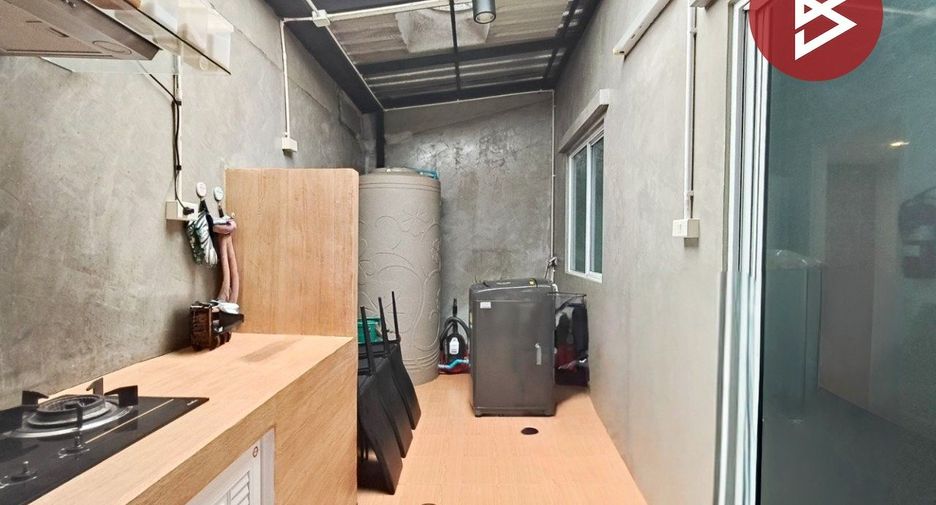 For sale 3 bedrooms townhouse in Bang Bo, Samut Prakan