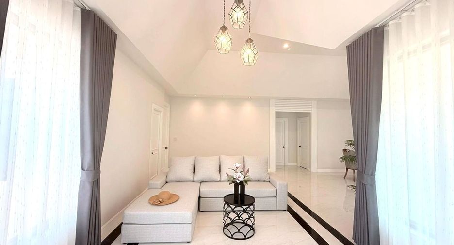 For sale 3 bedrooms house in Bang Lamung, Chonburi