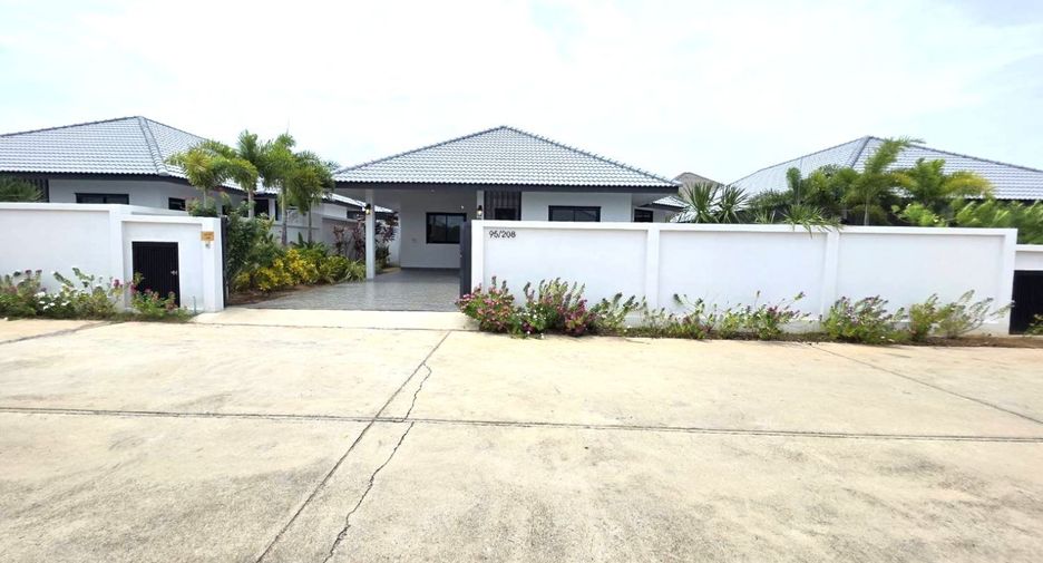 For sale 3 bedrooms house in Bang Lamung, Chonburi