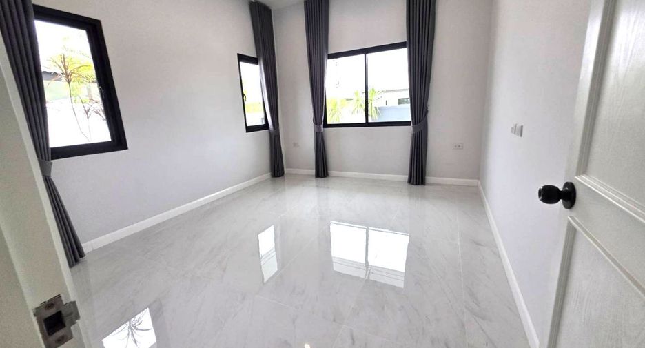 For sale 3 bedrooms house in Bang Lamung, Chonburi