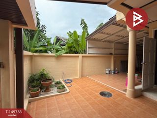 Casa adosada en venta de 3 habitaciones en Taling Chan, Bangkok