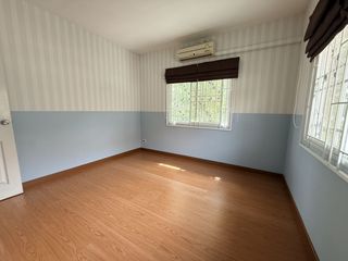 Haus zum Kauf mit 3 Zimmer in Thung Khru, Bangkok