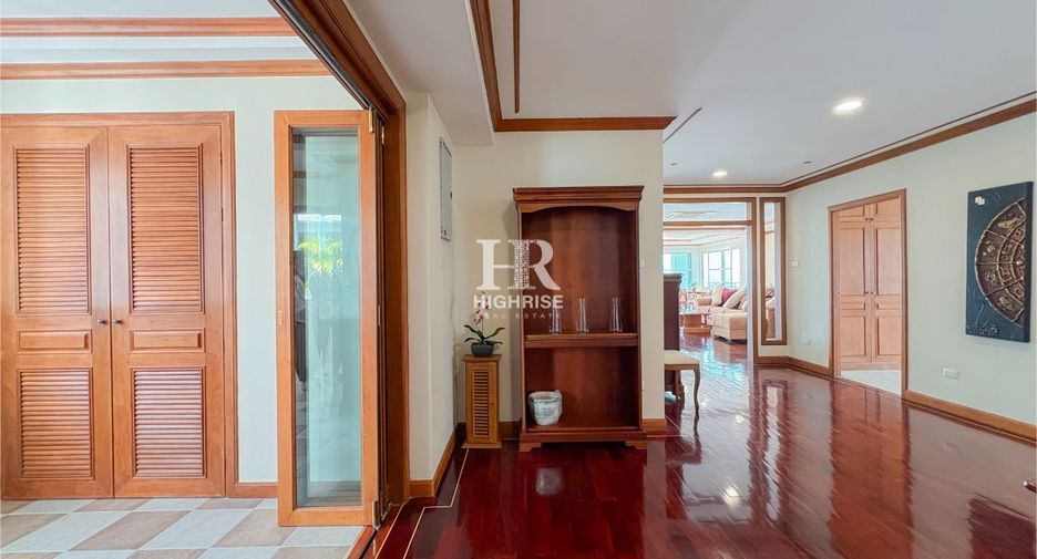 À vendre 4 chambres condo à Na Jomtien, Pattaya
