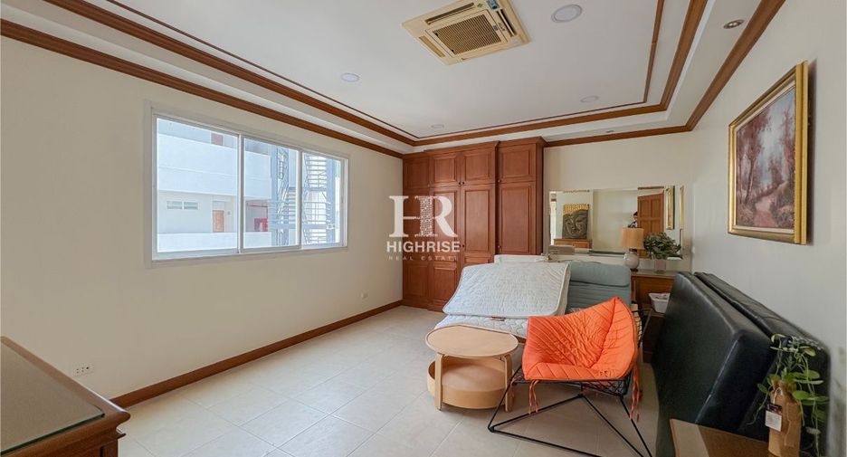 À vendre 4 chambres condo à Na Jomtien, Pattaya