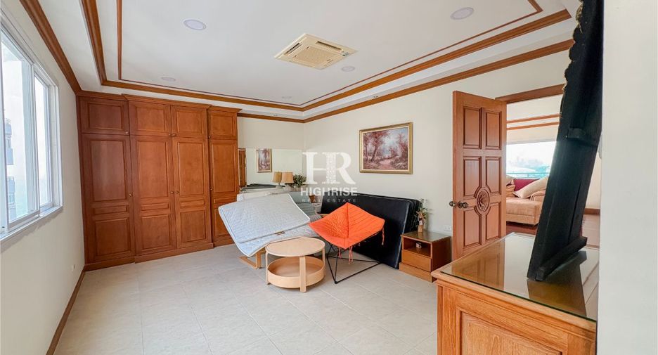À vendre 4 chambres condo à Na Jomtien, Pattaya