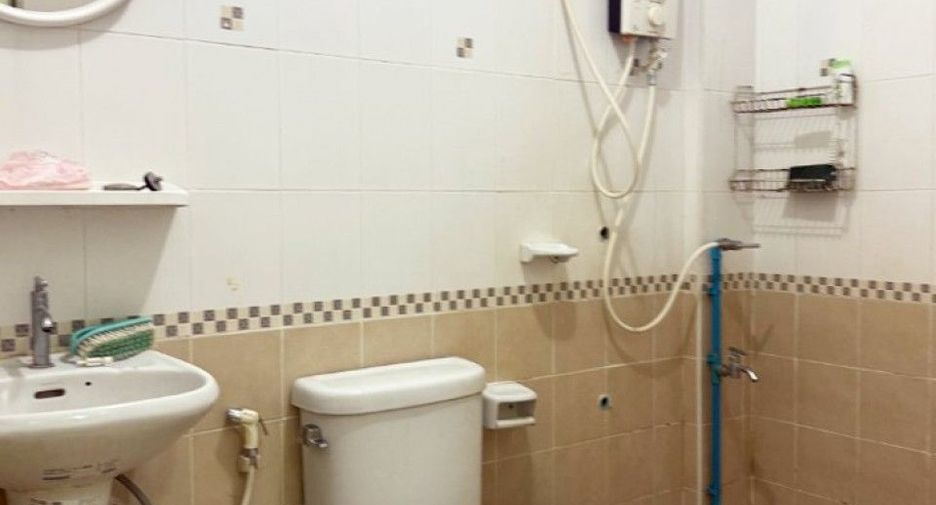 For sale 2 bedrooms retail Space in San Kamphaeng, Chiang Mai