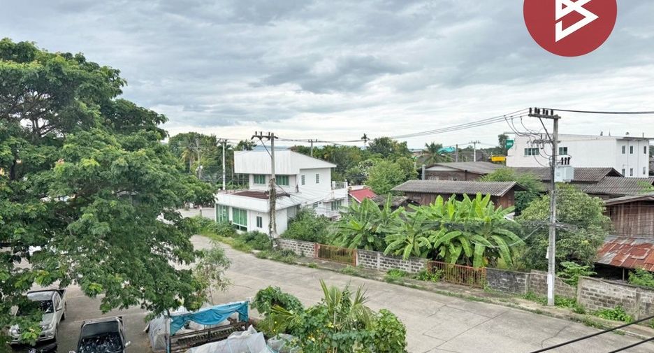 For sale 2 bedrooms retail Space in San Kamphaeng, Chiang Mai