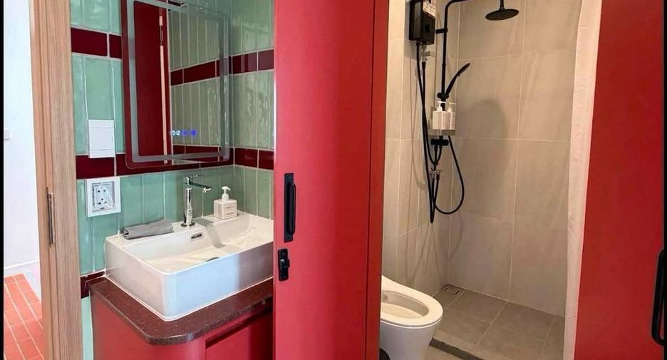Gewerbefläche zur Miete mit 4 Zimmer in Khlong Toei, Bangkok